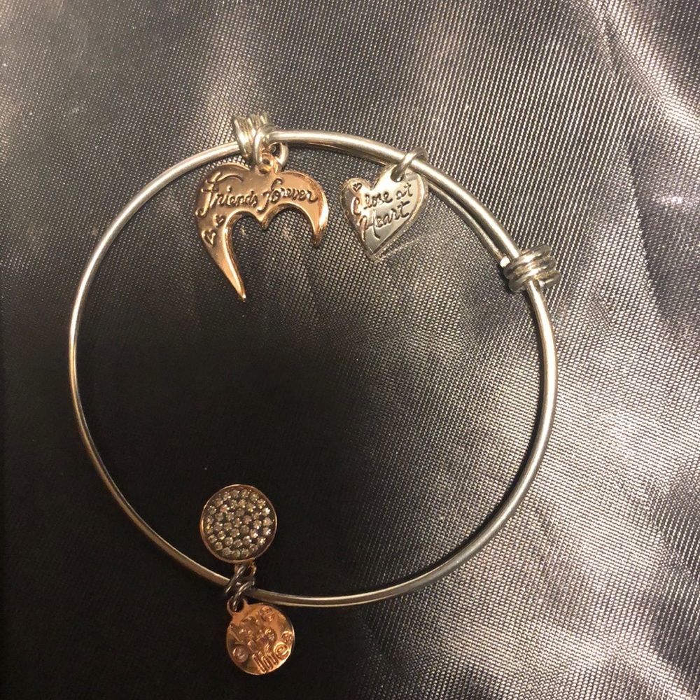 “Friends forever” bracelet